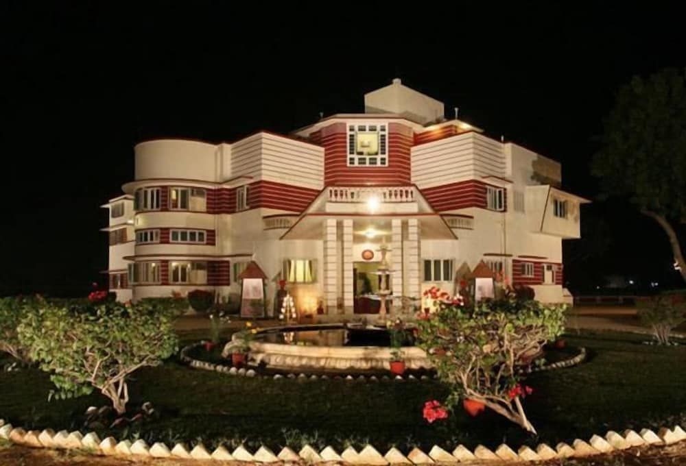 Karni Bhawan Palace1