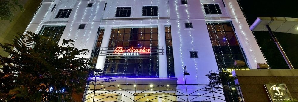 SENATOR HOTEL2