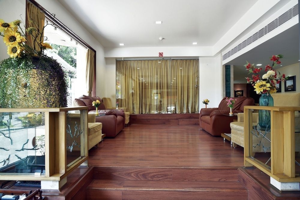 SENATOR HOTEL4