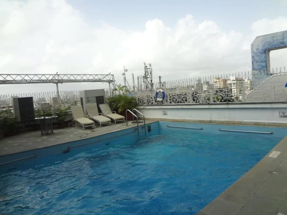 Ramee Guestline Hotel Juhu0