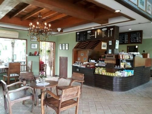 บุระ ลำปาย รีสอร์ท (Bura Lumpai Resort)0