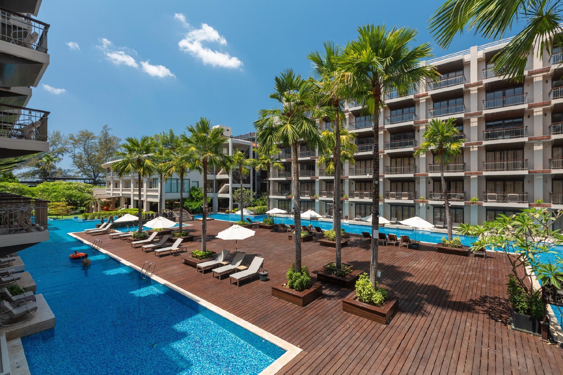 บ้านลายไม้ บีช รีสอร์ต แอนด์ สปา (Baan Laimai Beach Resort & Spa)1