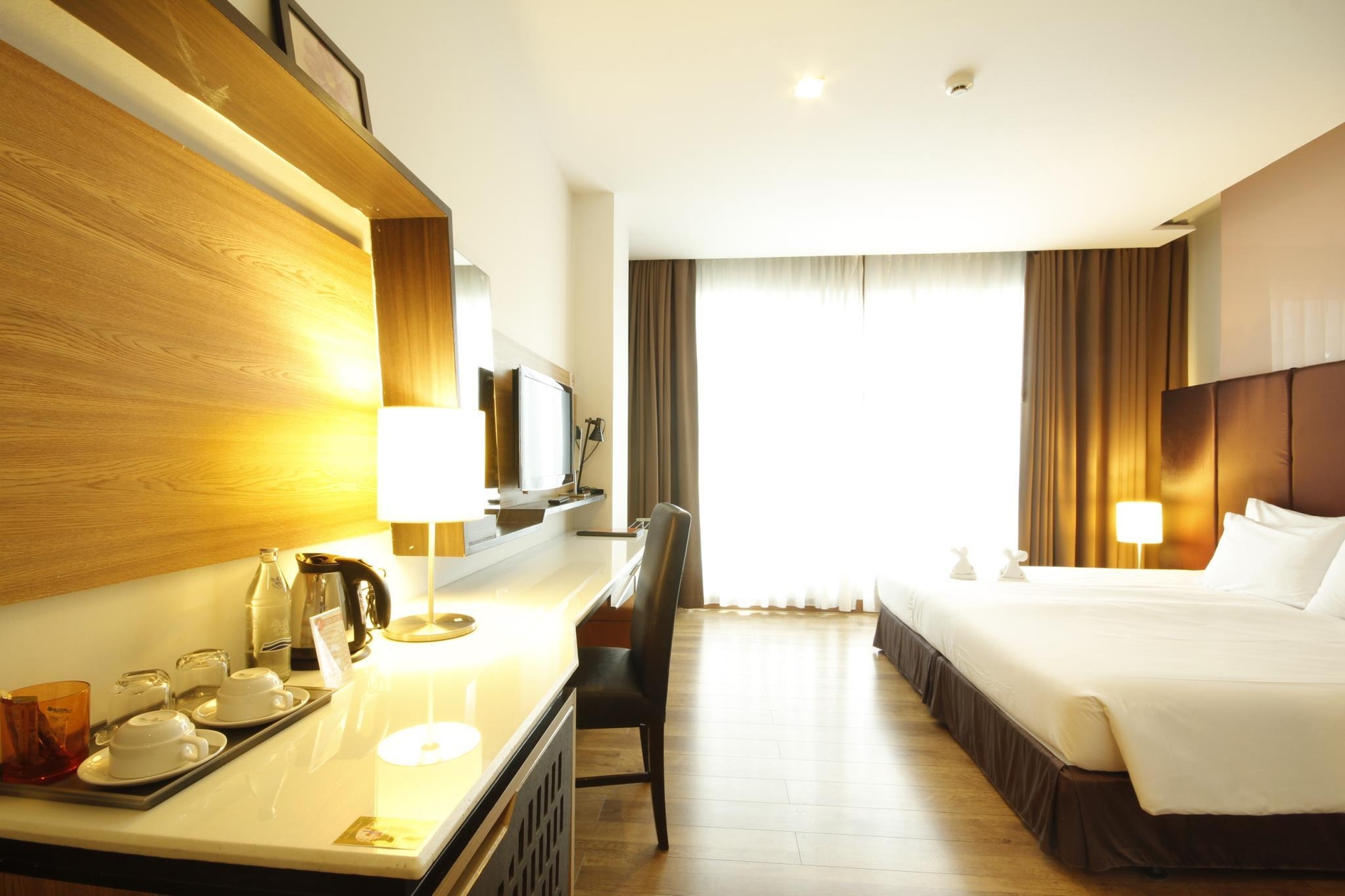ประจักษ์ตรา ดีไซน์ โฮเทล (Prajaktra Design Hotel)3