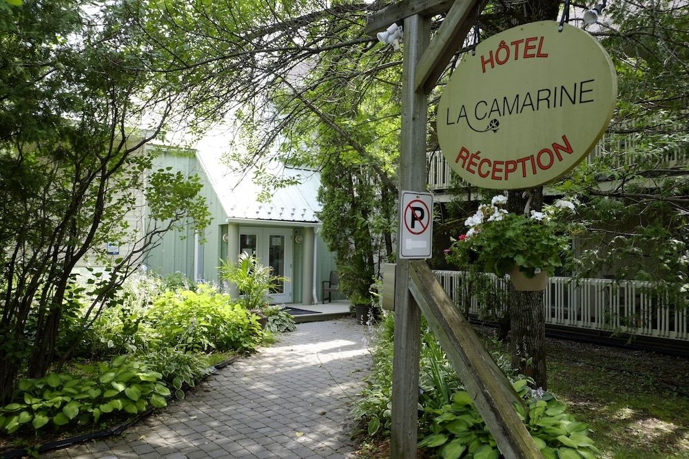 Auberge La Camarine0