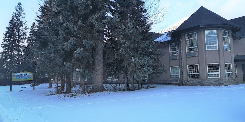 MOUNTAIN VIEW INN0
