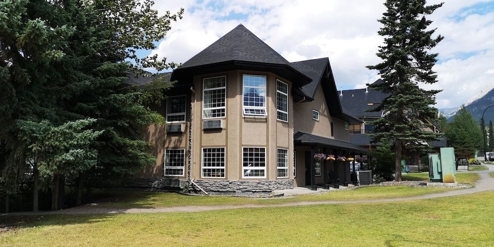 MOUNTAIN VIEW INN3