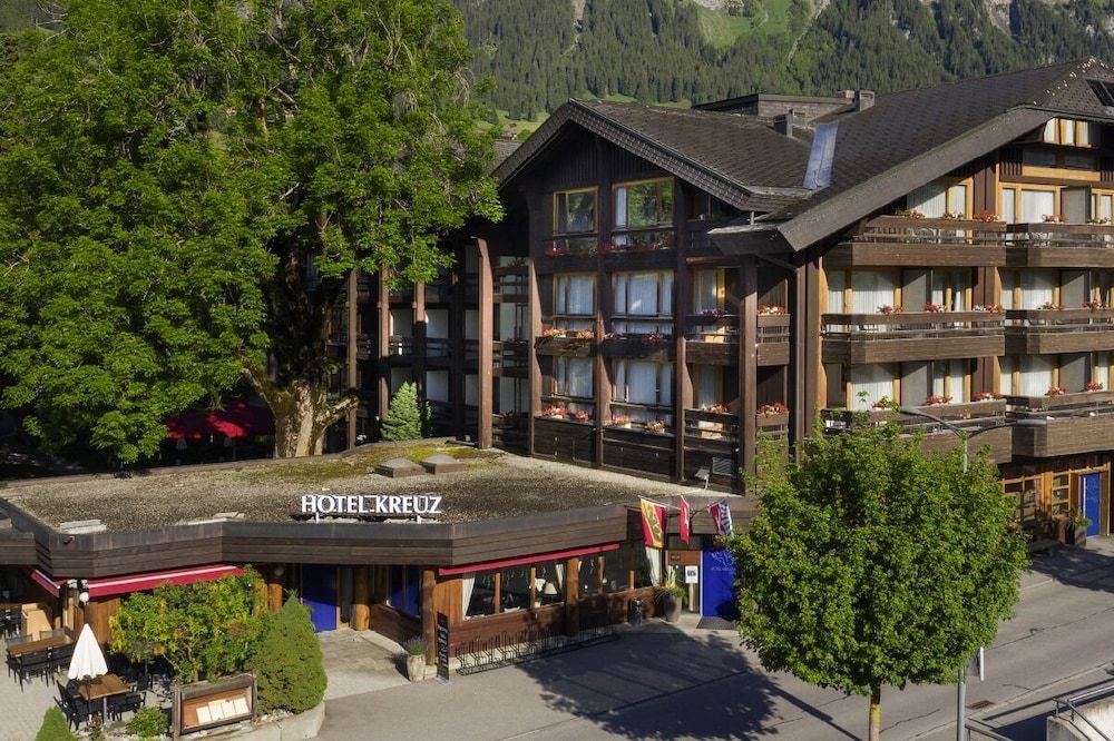 HOTEL KREUZ LENK4