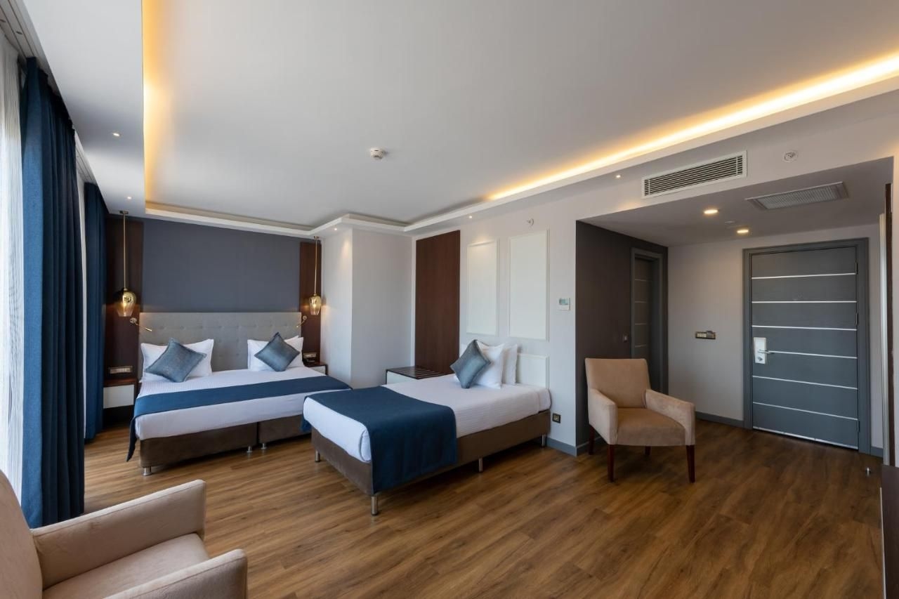 Crystal Hotel4