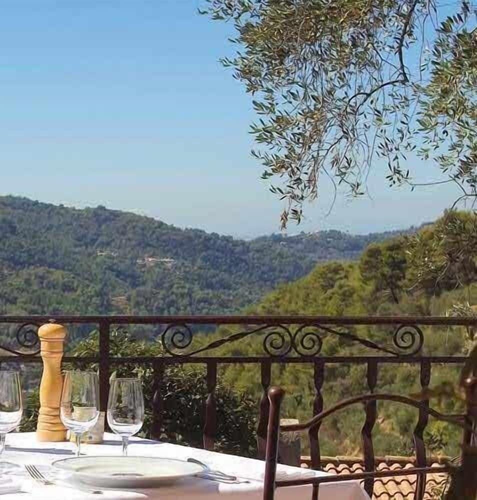 Auberge de la Madone0