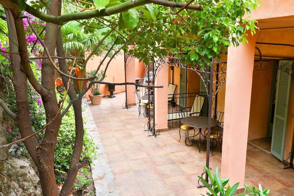 HOSTELLERIE DU CIGALOU2
