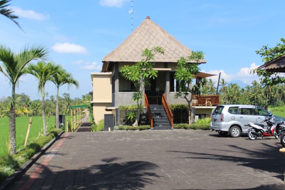 Manyi Village1