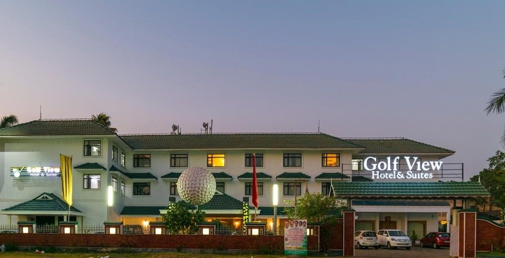 Golf View Hotel & Suites2