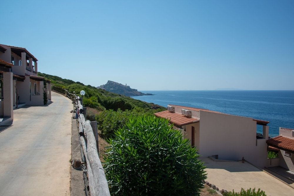 Castelsardo Resort Village1
