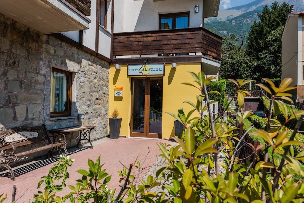 Hotel Au Soleil0
