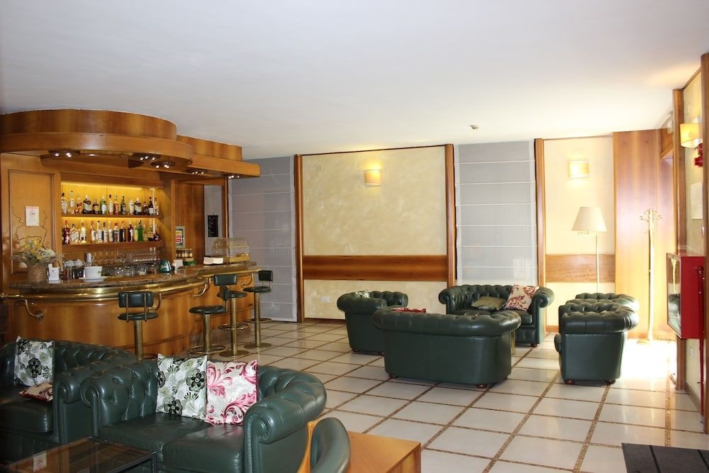 Alexander Hotel4