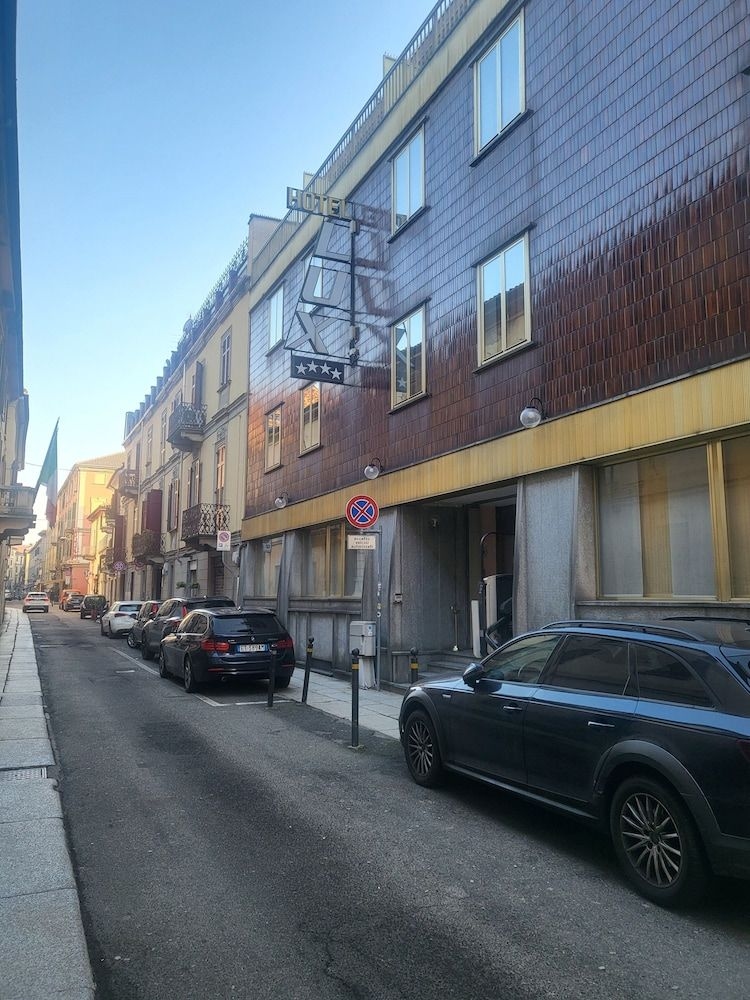 Hotel Lux1