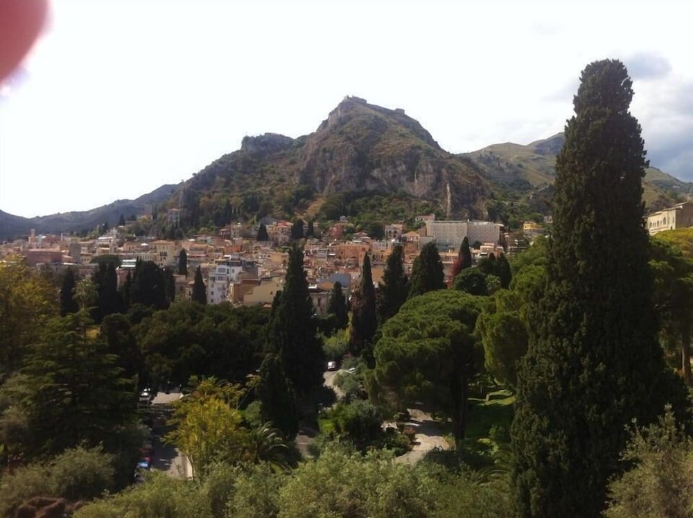 Taormina Park1