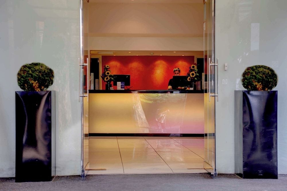 Stuart Hotel2