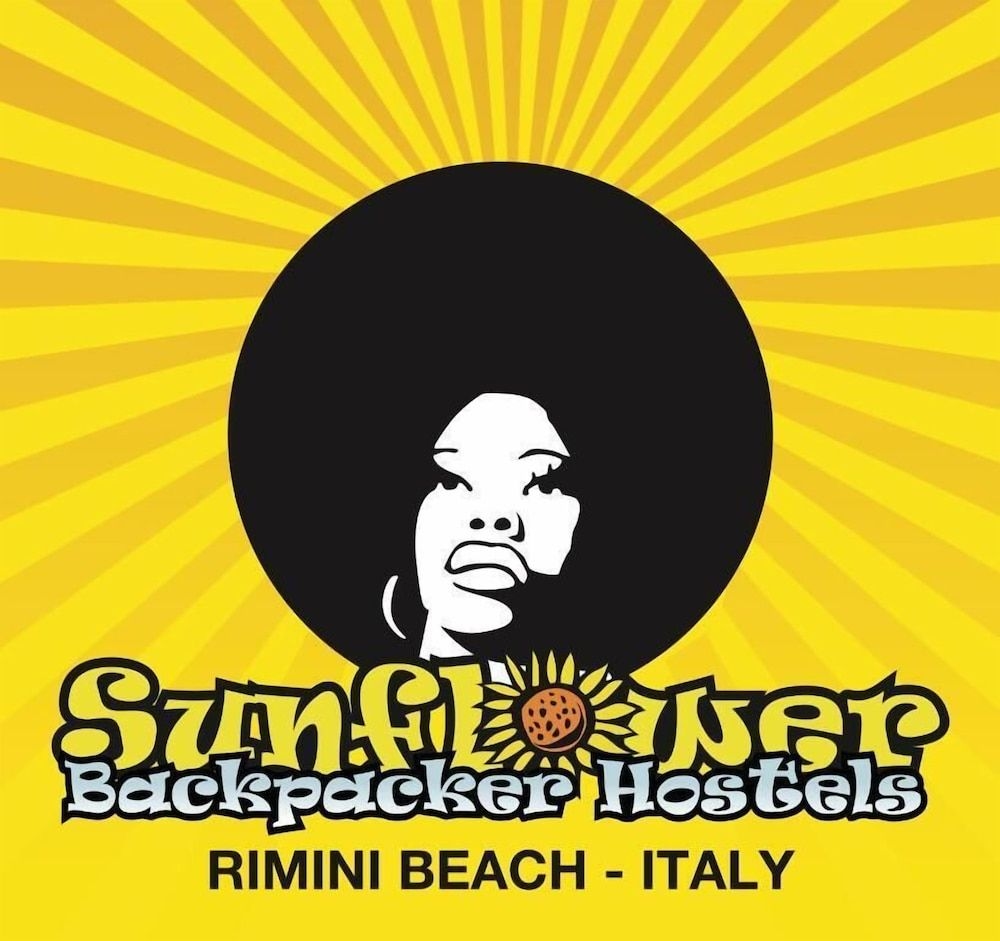 Sunflower Beach - Hostel4