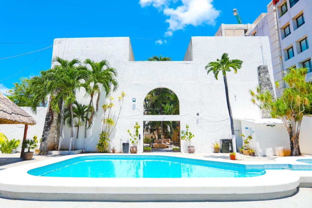 Hotel Parador0