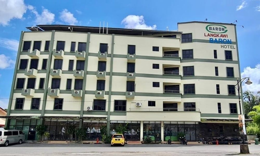 Baron Hotel4
