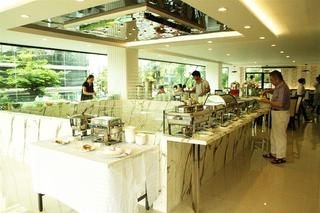 101 ฮอลิเดย์ สวีท (101 Holiday Suite)2