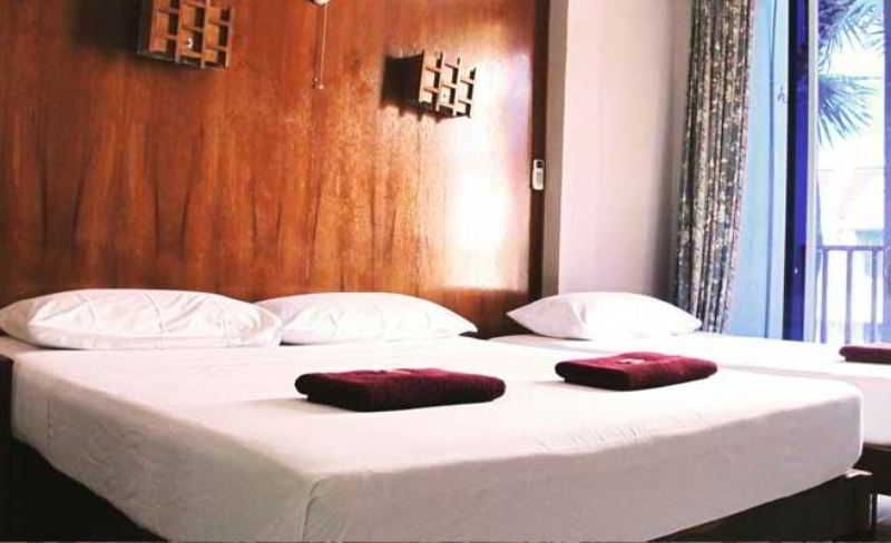 Boomerang Inn4