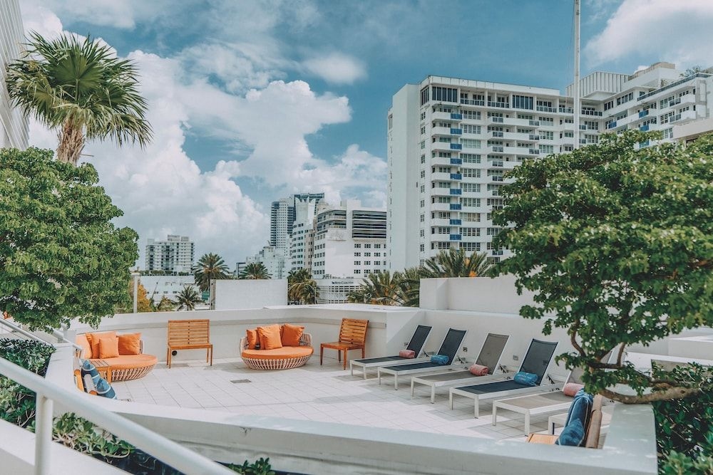 Berkeley Shore Hotel4