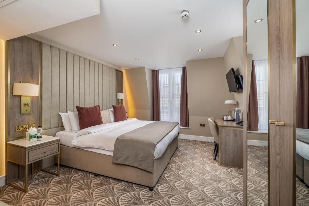 Washington Mayfair3