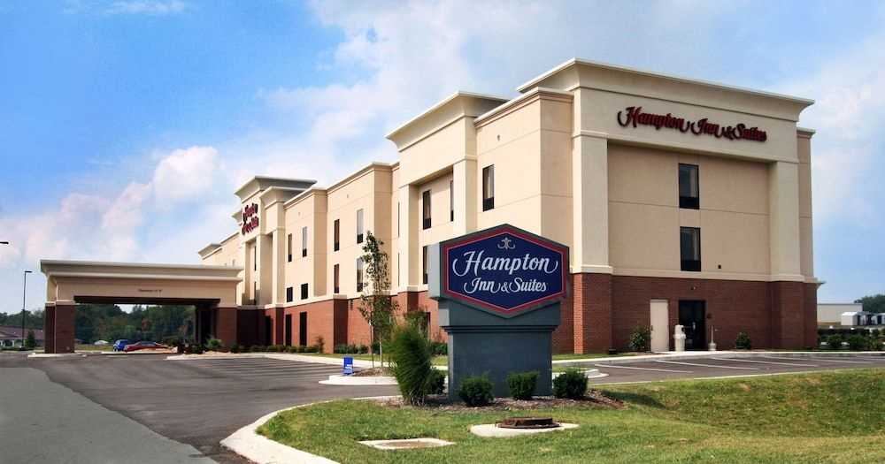Hampton Inn Suites Murray0