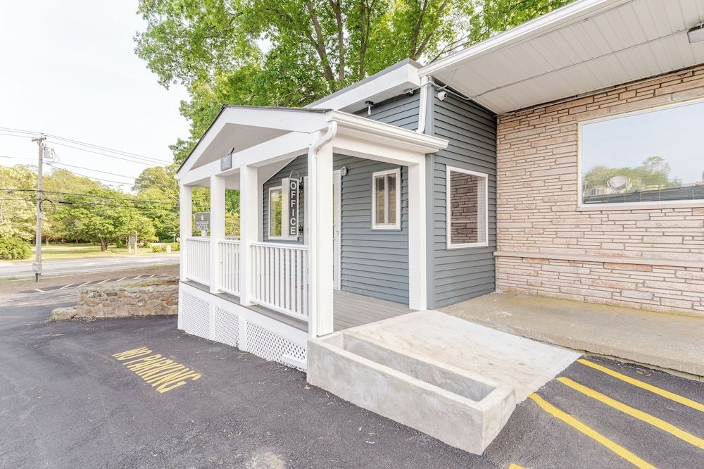Budget Inn North Kingstown4