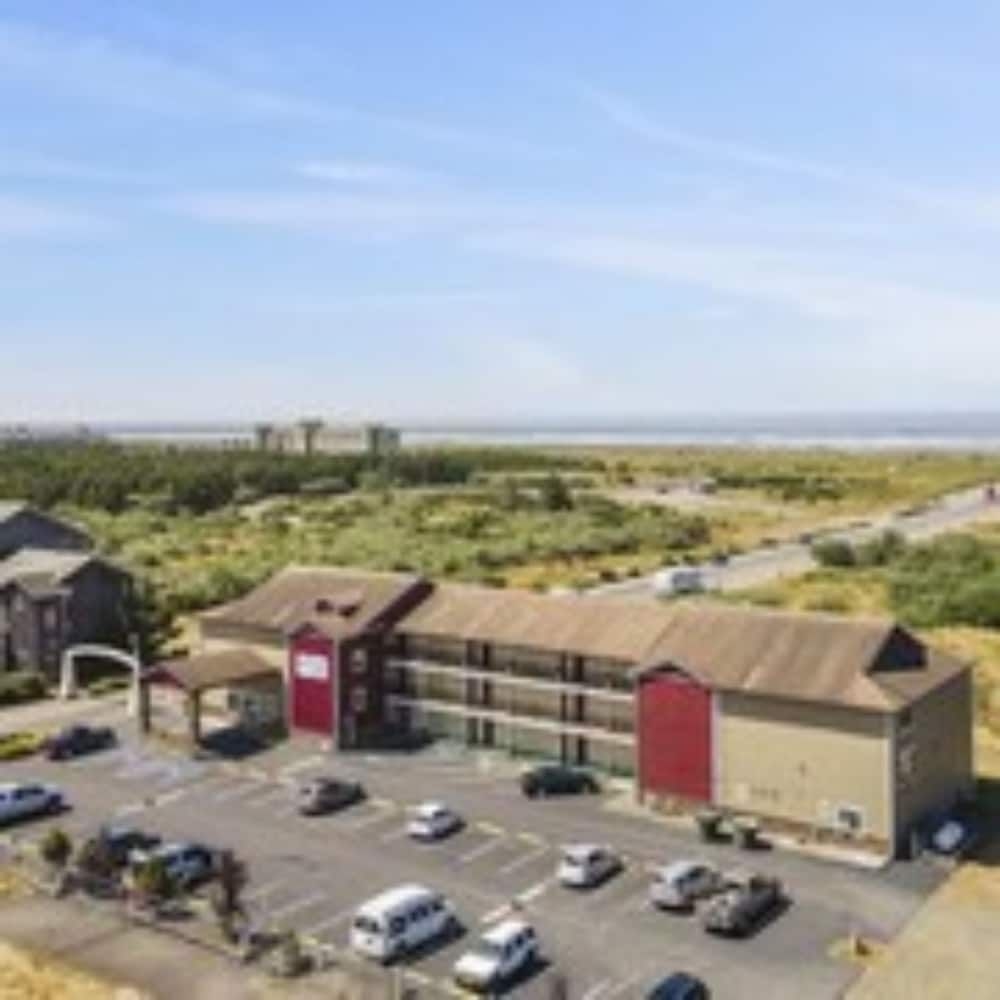 CEDARS OCEAN VIEW INN3