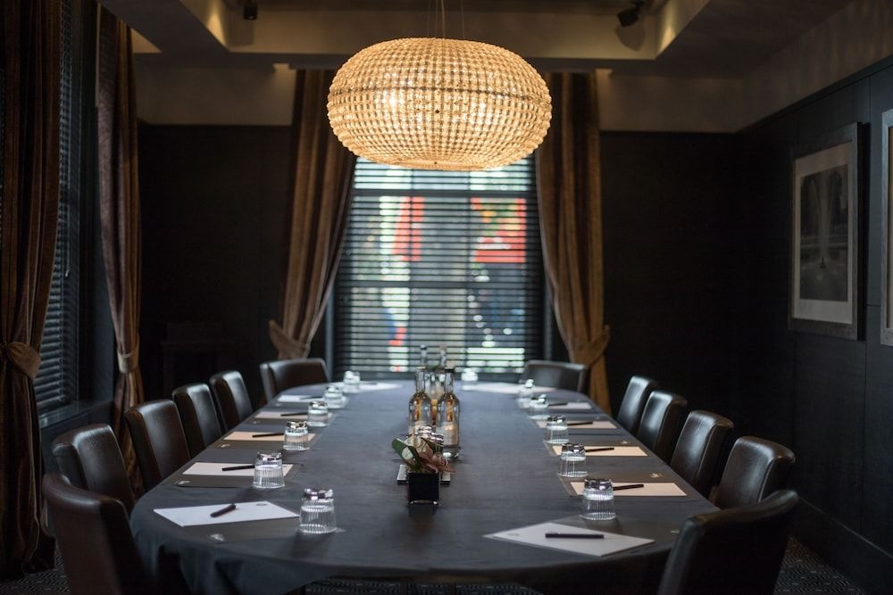 Malmaison Reading3