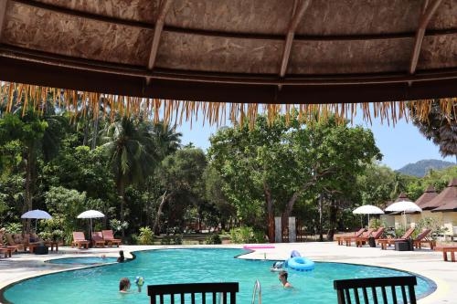 เกาะมุก สิวาลัยบีช รีสอร์ท (Koh Mook Sivalai Beach Resort)3