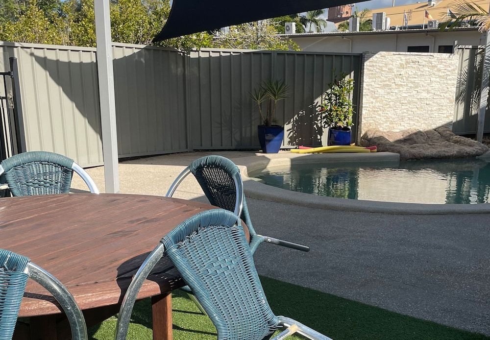Nambour Heights Motel2