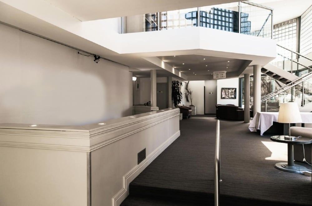 โรงแรมโบมอนต์ คิว (Quality Suites Beaumont Kew)2