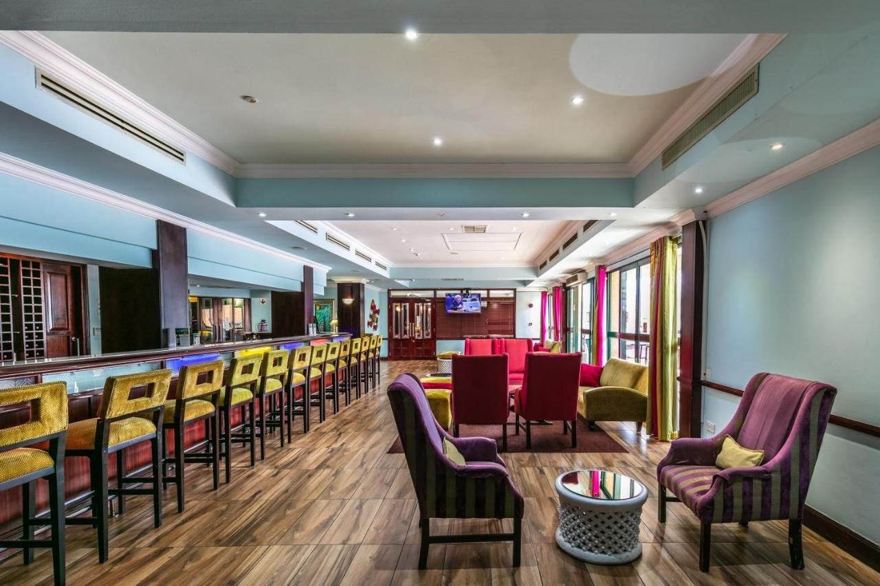 CRESTA PRESIDENT HOTEL0