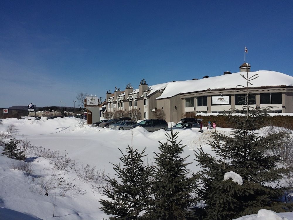 Hotel Vacances Tremblant1