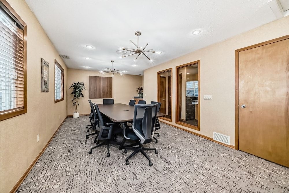 RAMADA STONY PLAIN HOTEL & SUITES2