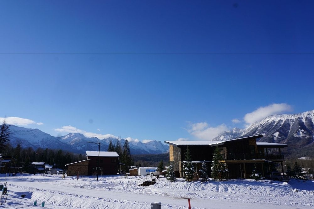 Blackstone Lodge Bed & Breakfast2