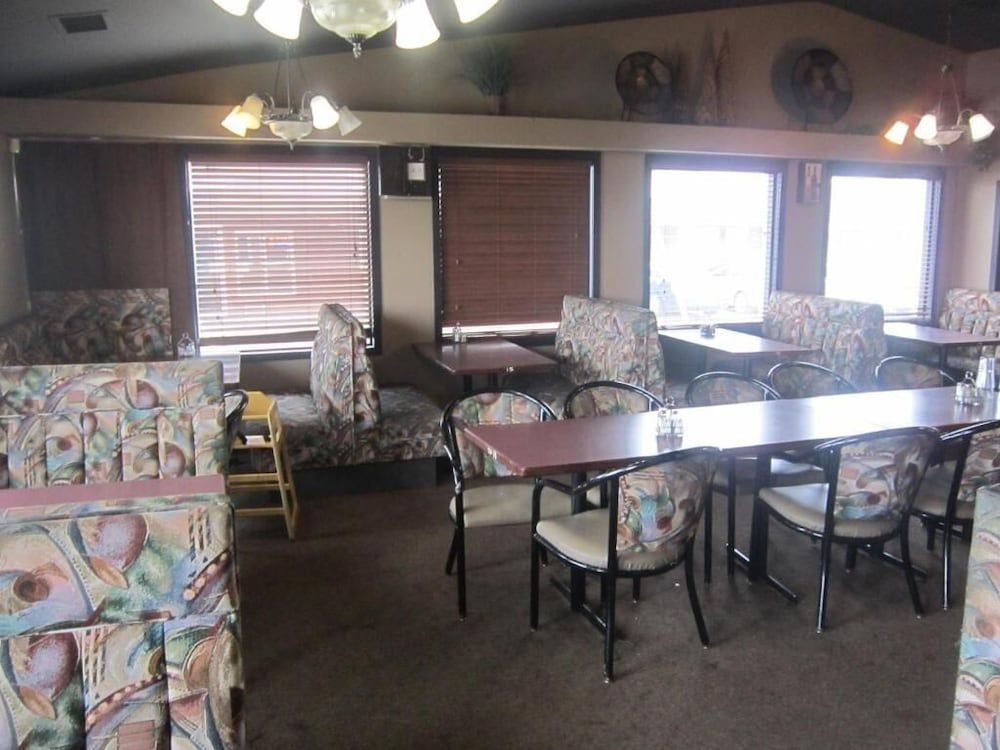 The Battlefords Inn4