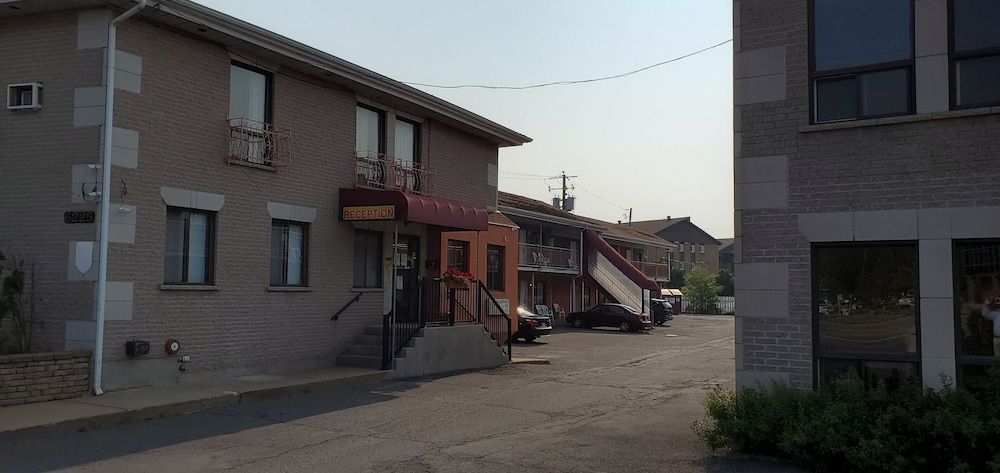 Motel Falcon1