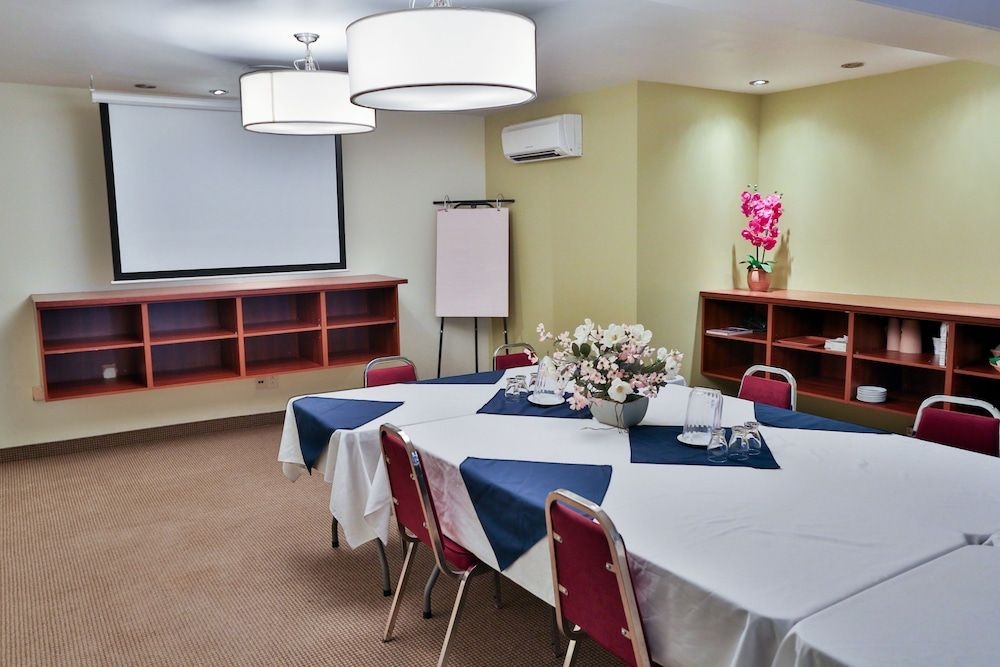 Quality Inn & Suites Le Versailles3