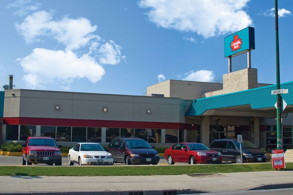 Canad Inns Destination Centre Transcona2