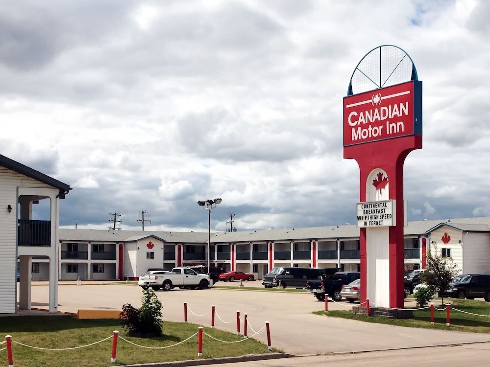 Canadian Motor Inn3