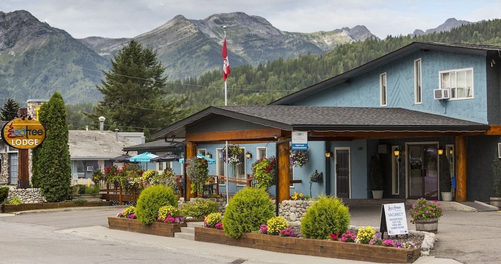 Red Tree Lodge3