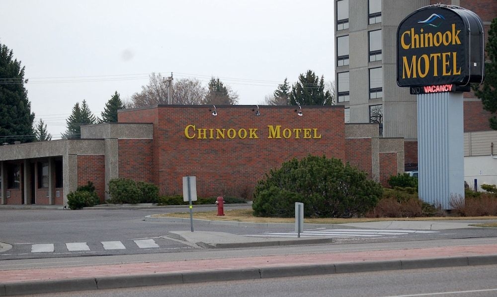 Chinook Motel1
