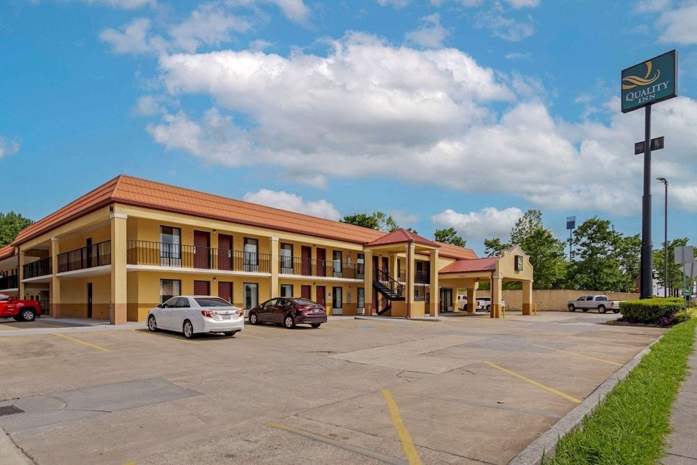Quality Inn0
