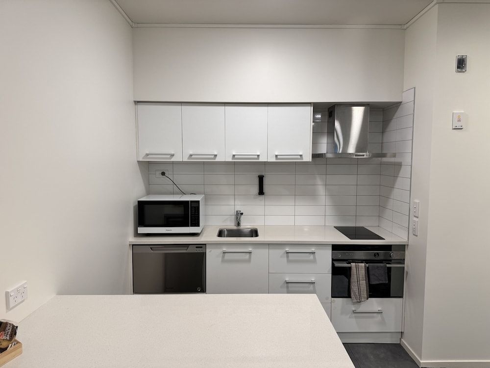 Clarion Suites Ambassador4