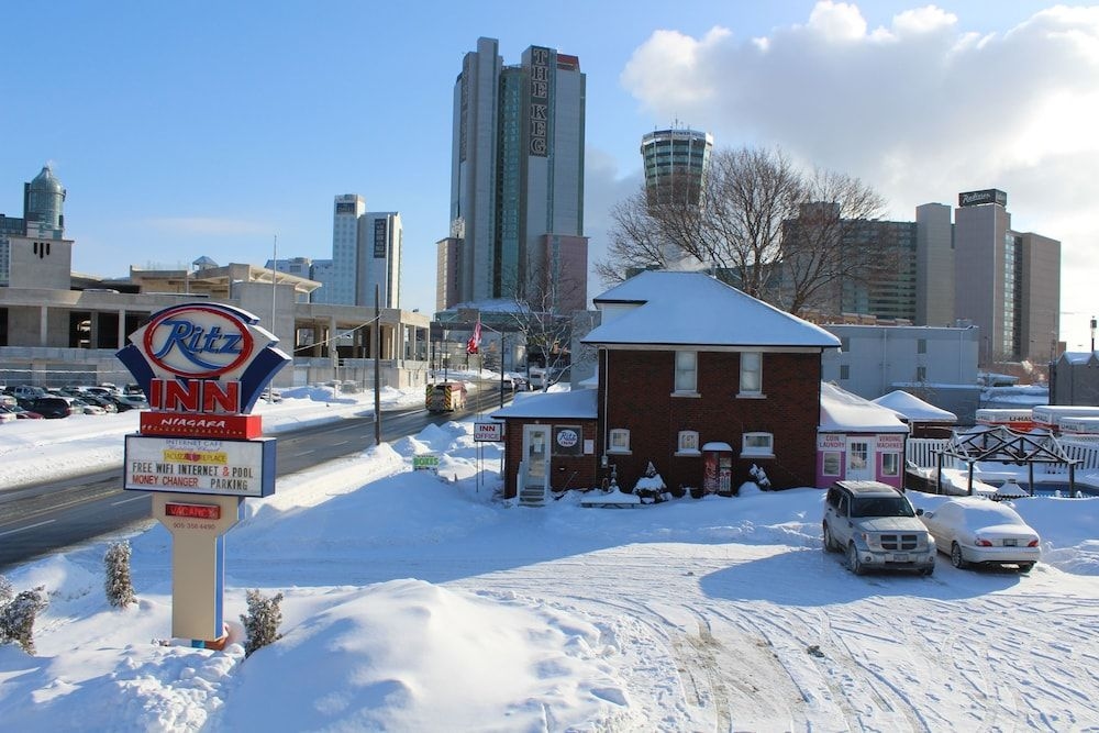 Ritz Inn Niagara3